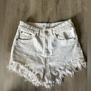 Zara White Frayed Jean Shorts